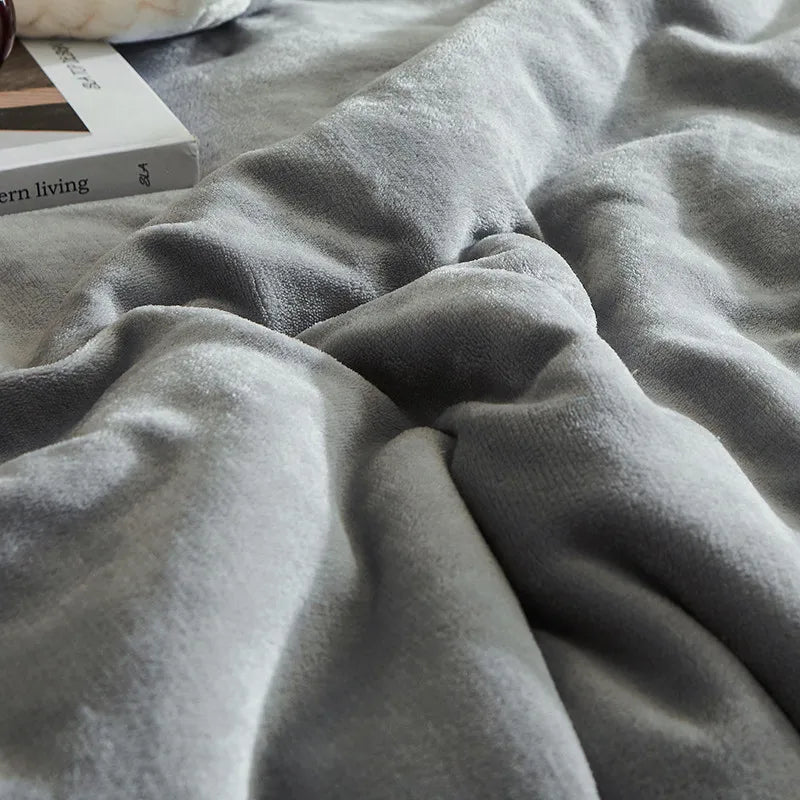 Fleece Decke 150x200 cm – weiche Wohndecke für zwei Personen