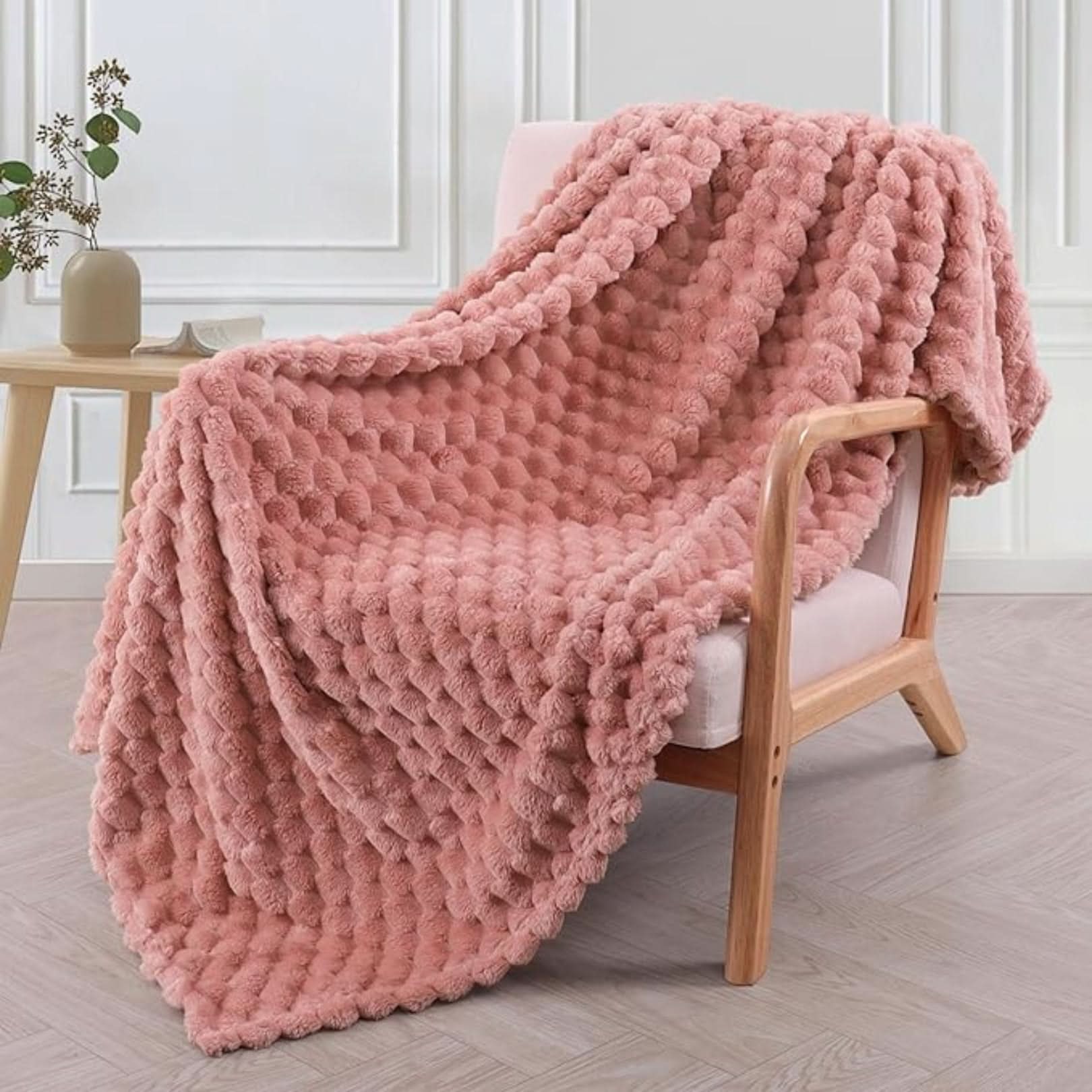 Kuscheldecke ultraweich – Ganzjahresdecke für Sofa und Bett