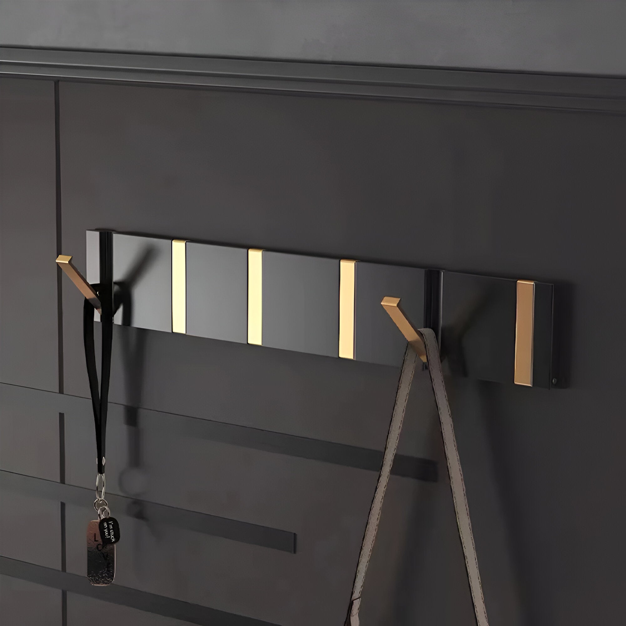 Faltbarer Wandhaken selbstklebend – bohrfrei aus Aluminium für Bad & Küche