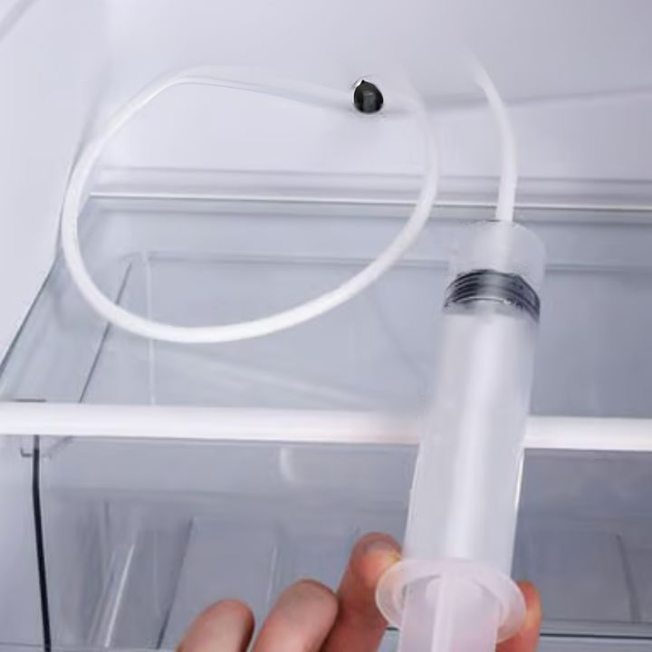 Kühlschrank Ablaufreiniger Set - Flexible Bürste mit Sprühfunktion