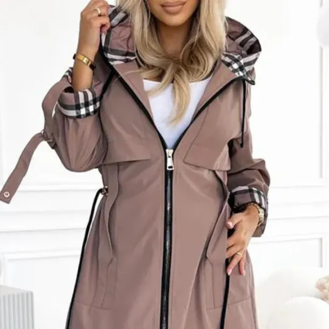 Damen Regenjacke mit Kapuze – wasserdicht, windabweisend, tailliert