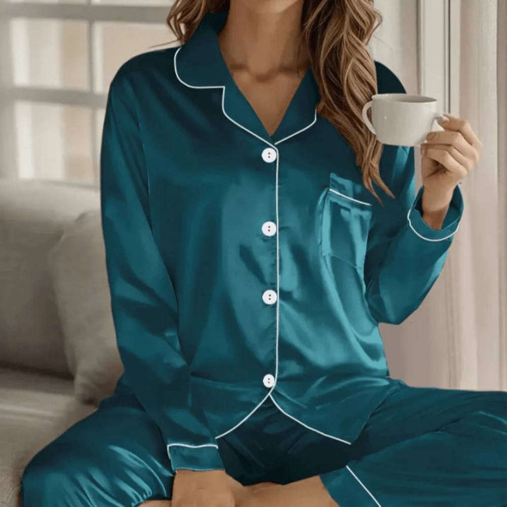 Damen Pyjama Set mit Knopfleiste – Bequem und zeitlos