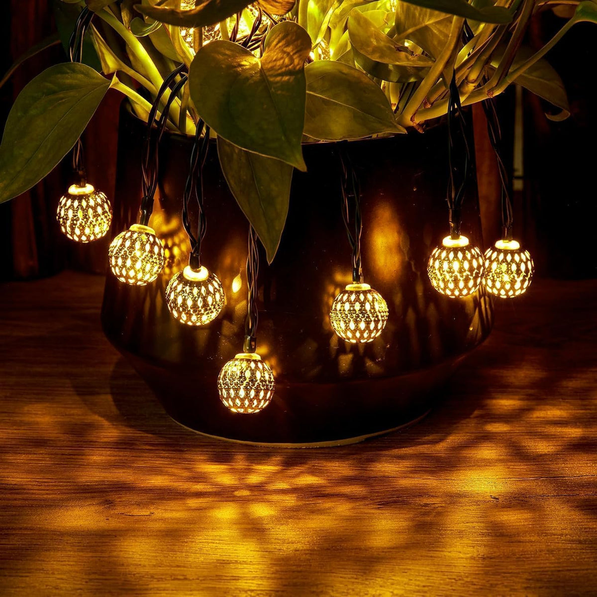 Marokkanische Solar-Lichterkette 12m – 100 LED-Kugeln warmweiß