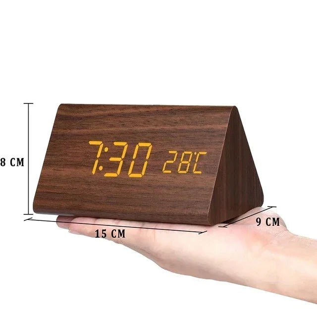 Digitaler LED-Wecker mit Holzoptik und Temperaturanzeige