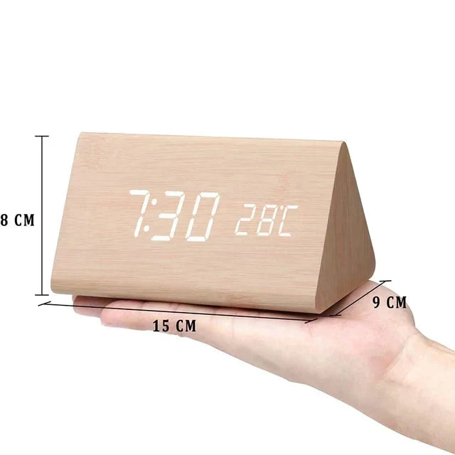 Digitaler LED-Wecker mit Holzoptik und Temperaturanzeige