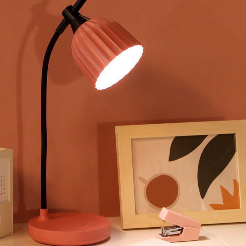 LED Tischlampe verstellbar - Schreibtischleuchte minimalistisch
