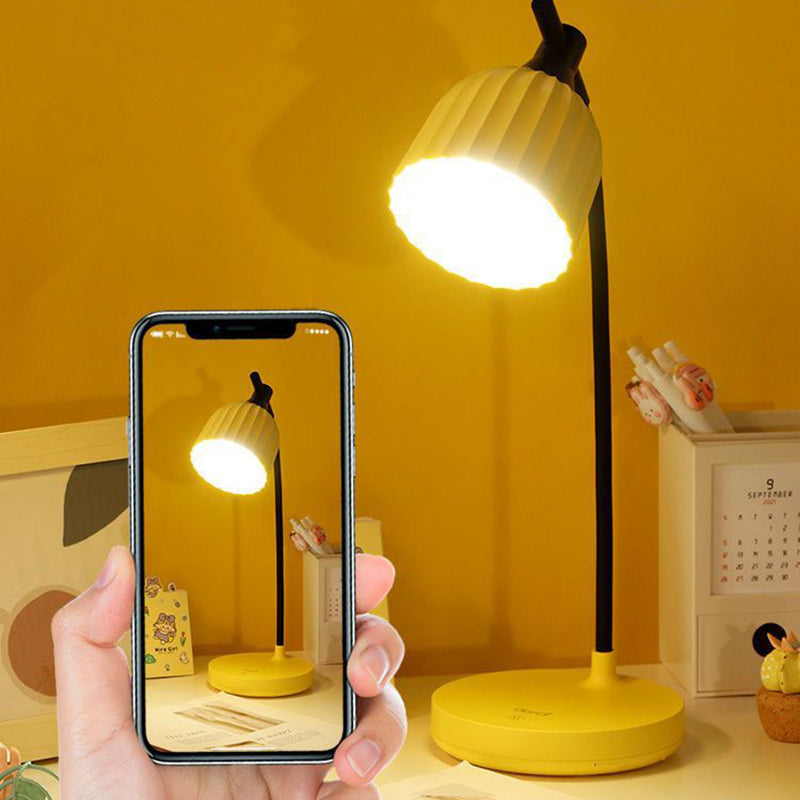 LED Tischlampe verstellbar - Schreibtischleuchte minimalistisch