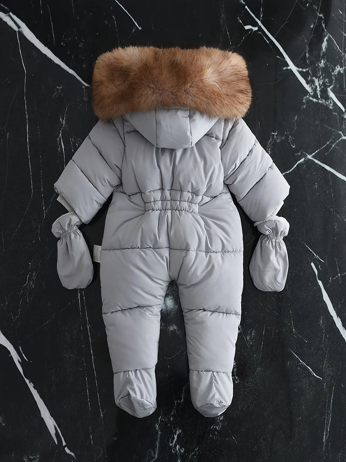 Winterstrampler mit Kapuze und Kunstfell für 0–12 Monate