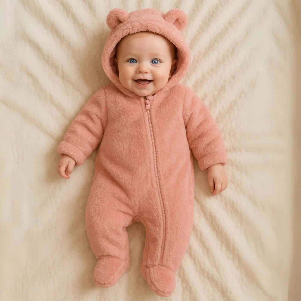 Baby Schneeanzug mit Kapuze und Bärenohren – warm und kuscheliger Winter