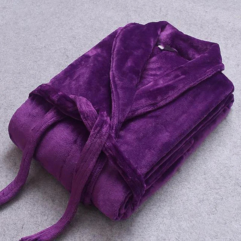 Unisex Bademantel aus Fleece und Flanell – warm und atmungsaktiv