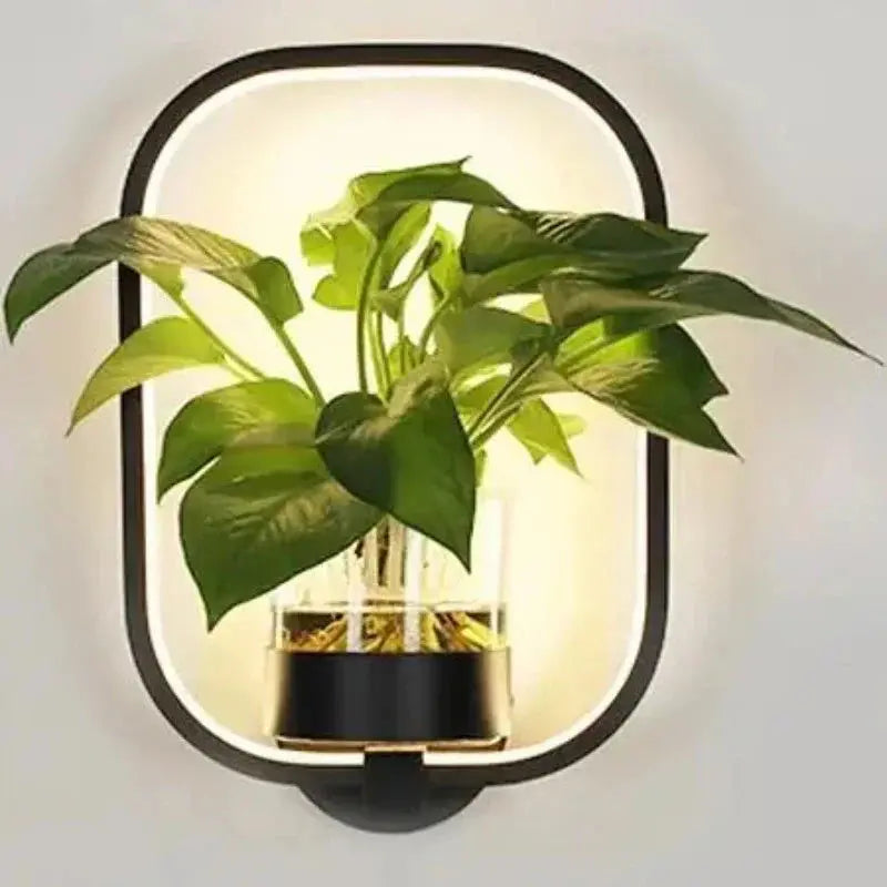 Wandleuchte mit Pflanzenelement - Botanische LED Lampe für Innenräume