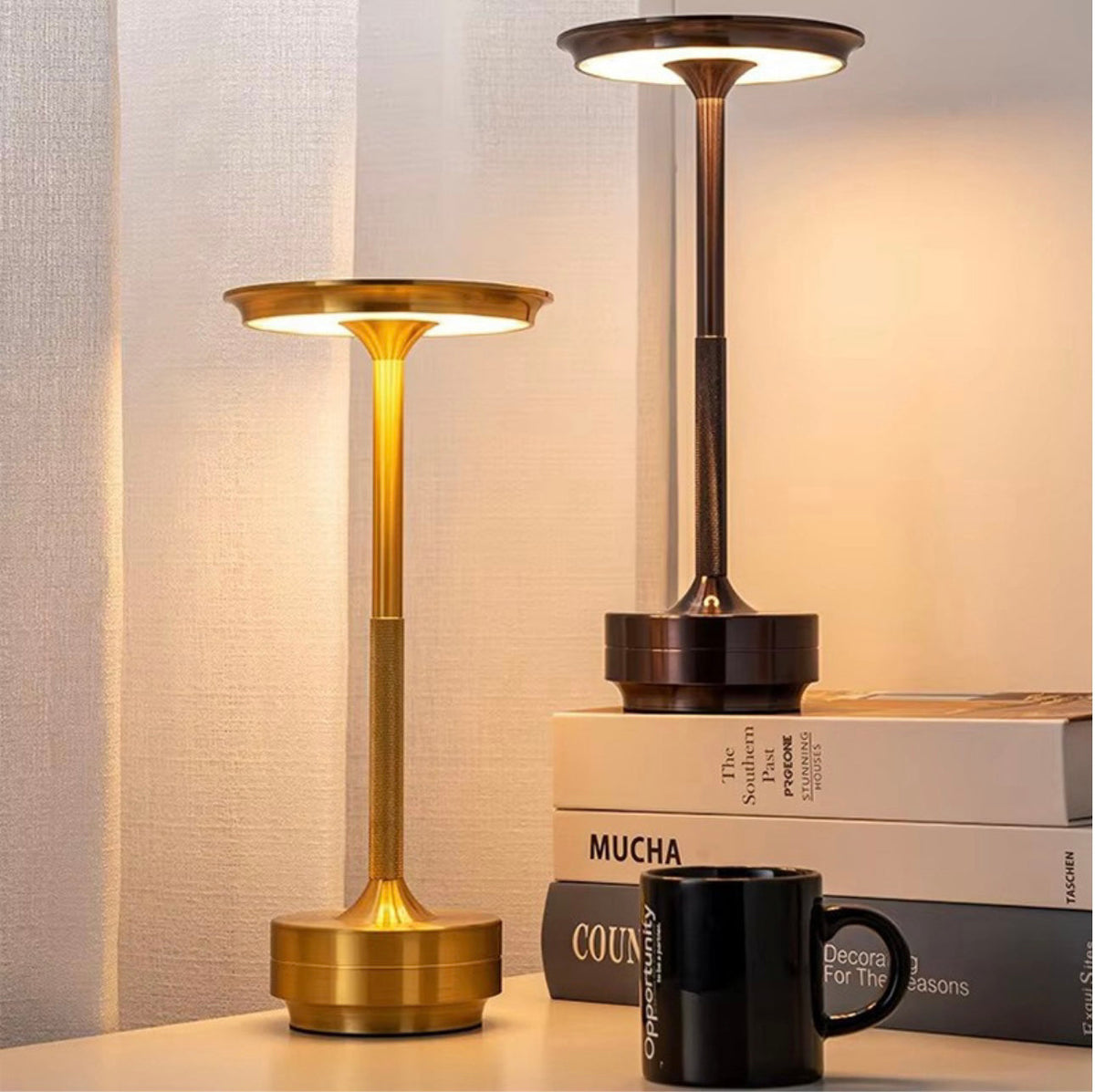 Kabellose LED-Tischlampe mit Touch-Dimmer aus Aluminium IP44