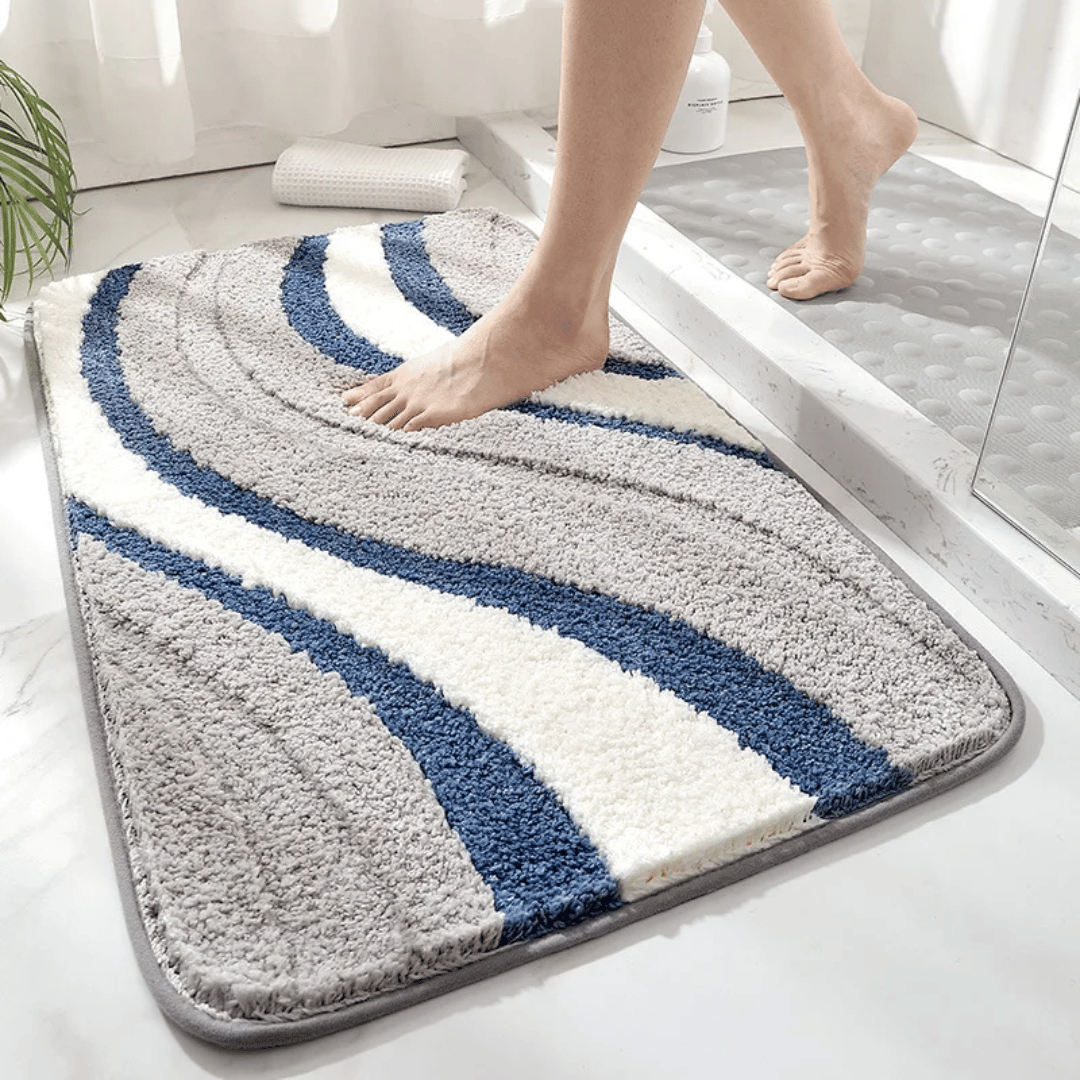 Ultraweiche Badematte aus Mikrofaser – rutschfest & saugfähig