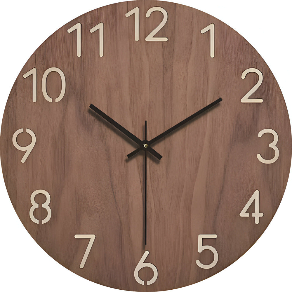 Moderne Wanduhr aus Holz – lautloses Quarzwerk minimalistisch