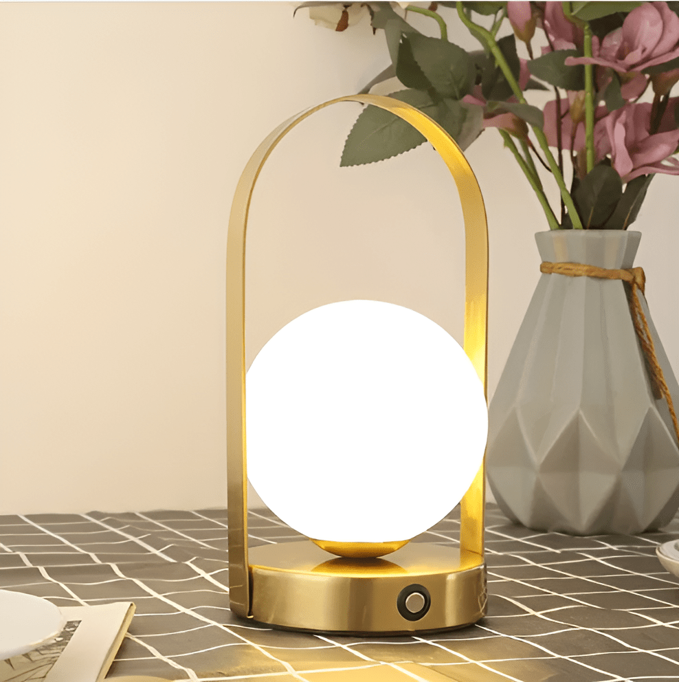 Kabellose Kugellampe mit Akku – minimalistisches Design