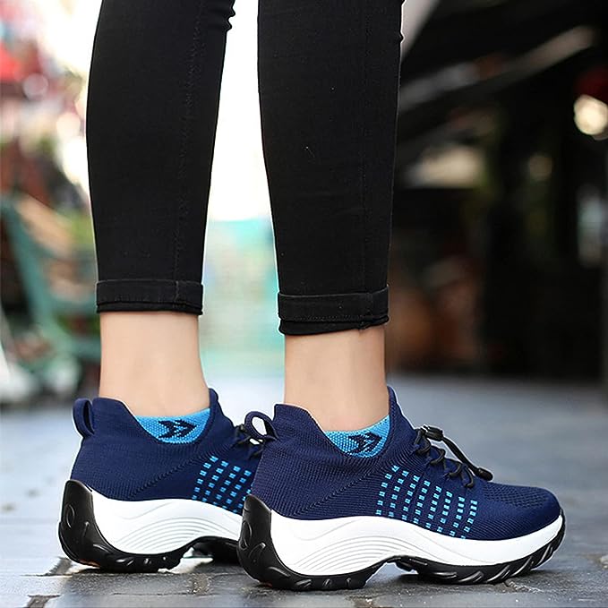 Orthopädischer Sneaker mit breiter Zehenbox für Plantarfasziitis