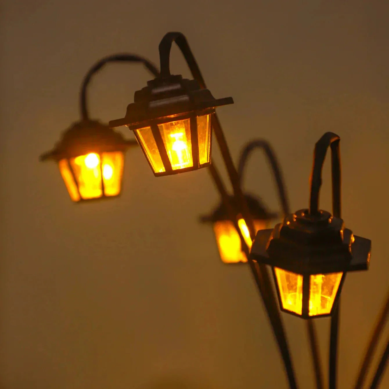 Solar Gartenlaterne Retro Design 6 LED warmweiß IP44 Außenbeleuchtung