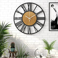 Wanduhr mit Holzoptik und lautlosem Quarzwerk – Skandinavisch