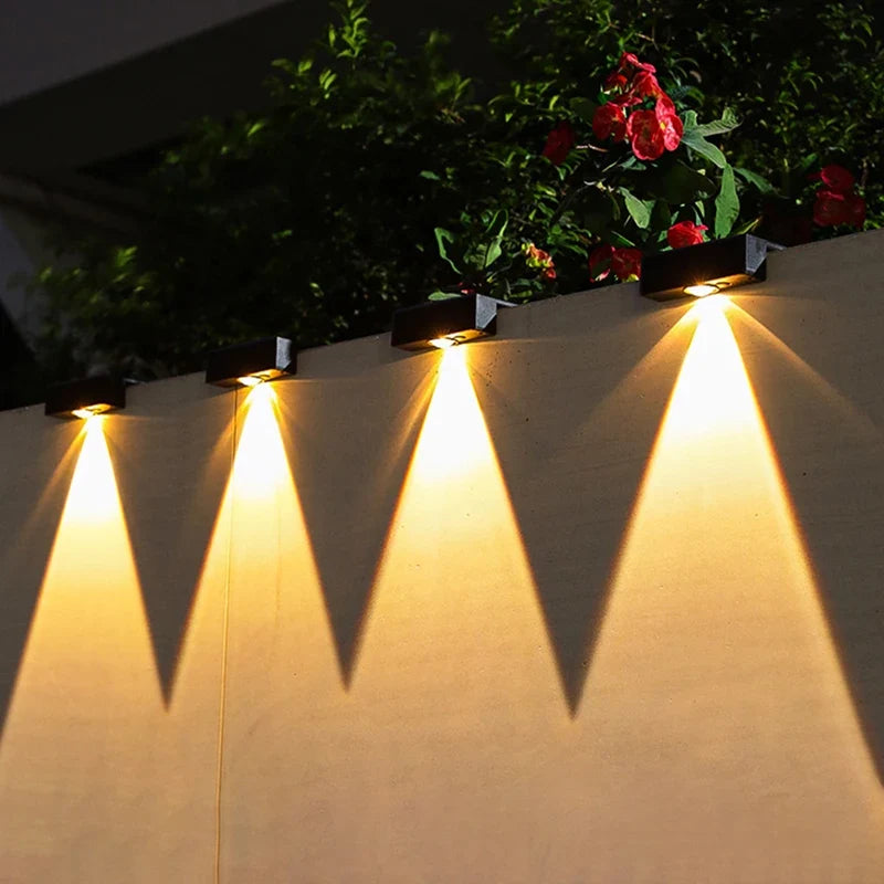 Solar Gartenleuchte mit Farbwechsel und warmweißem Licht IP65