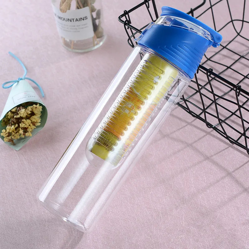 Trinkflasche mit Fruchtinfuser – 700 ml, BPA-frei, für Sport & Alltag