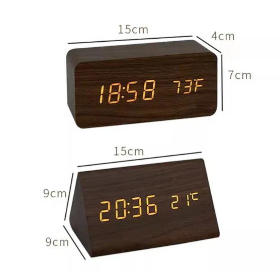 Digitaluhr aus Holz mit Sprachaktivierung und Weckfunktion