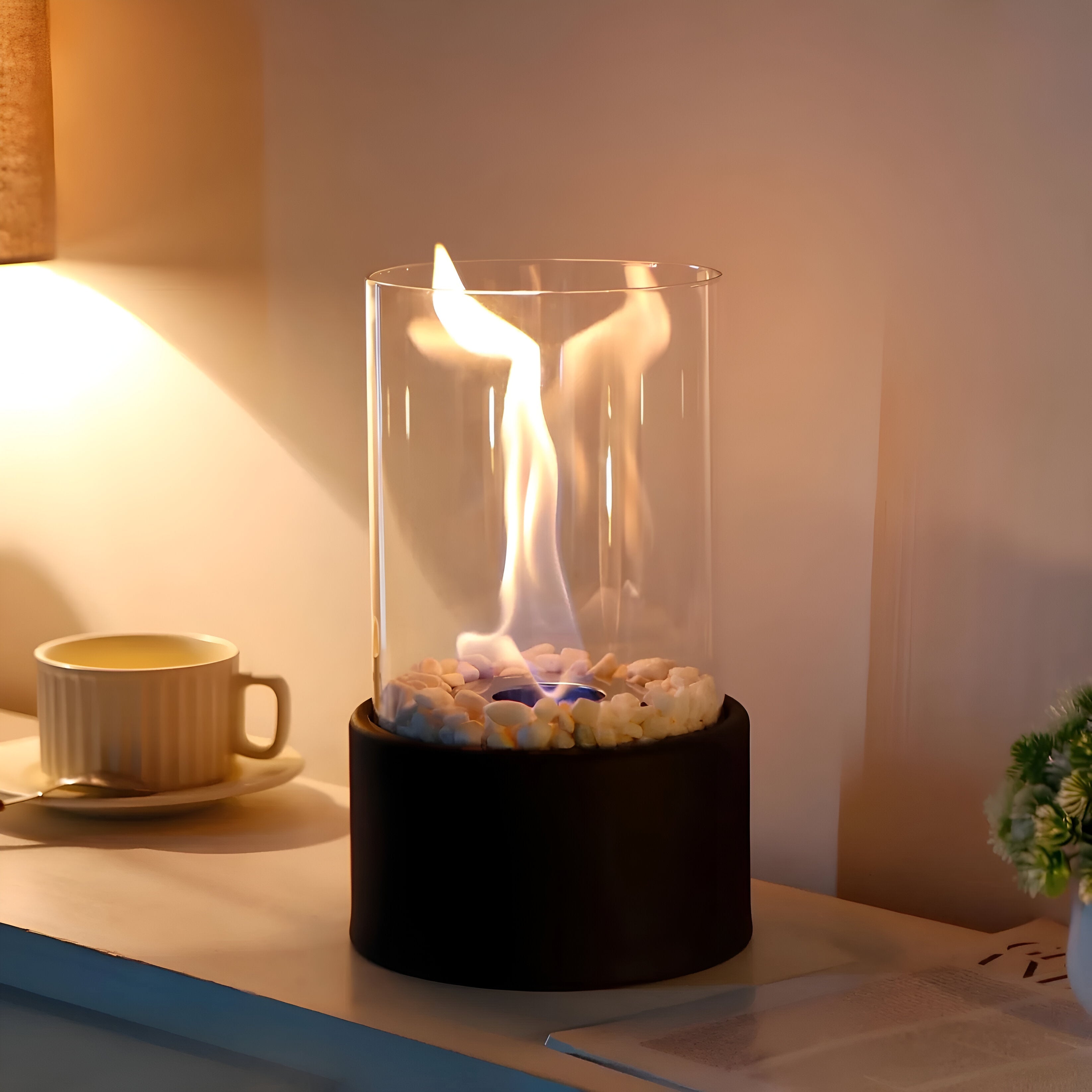 Tischkamin mit Glaszylinder – Bioethanol Tischfeuer für drinnen und draußen