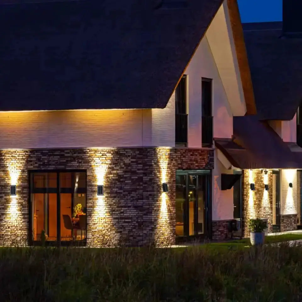 Wandleuchte Außen mit RGB und Warmweiß – Kabellos