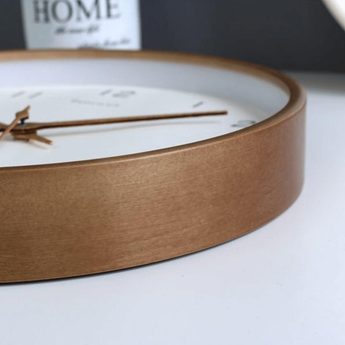 Analoge Holz-Wanduhr mit geräuschlosem Uhrwerk – 25 cm