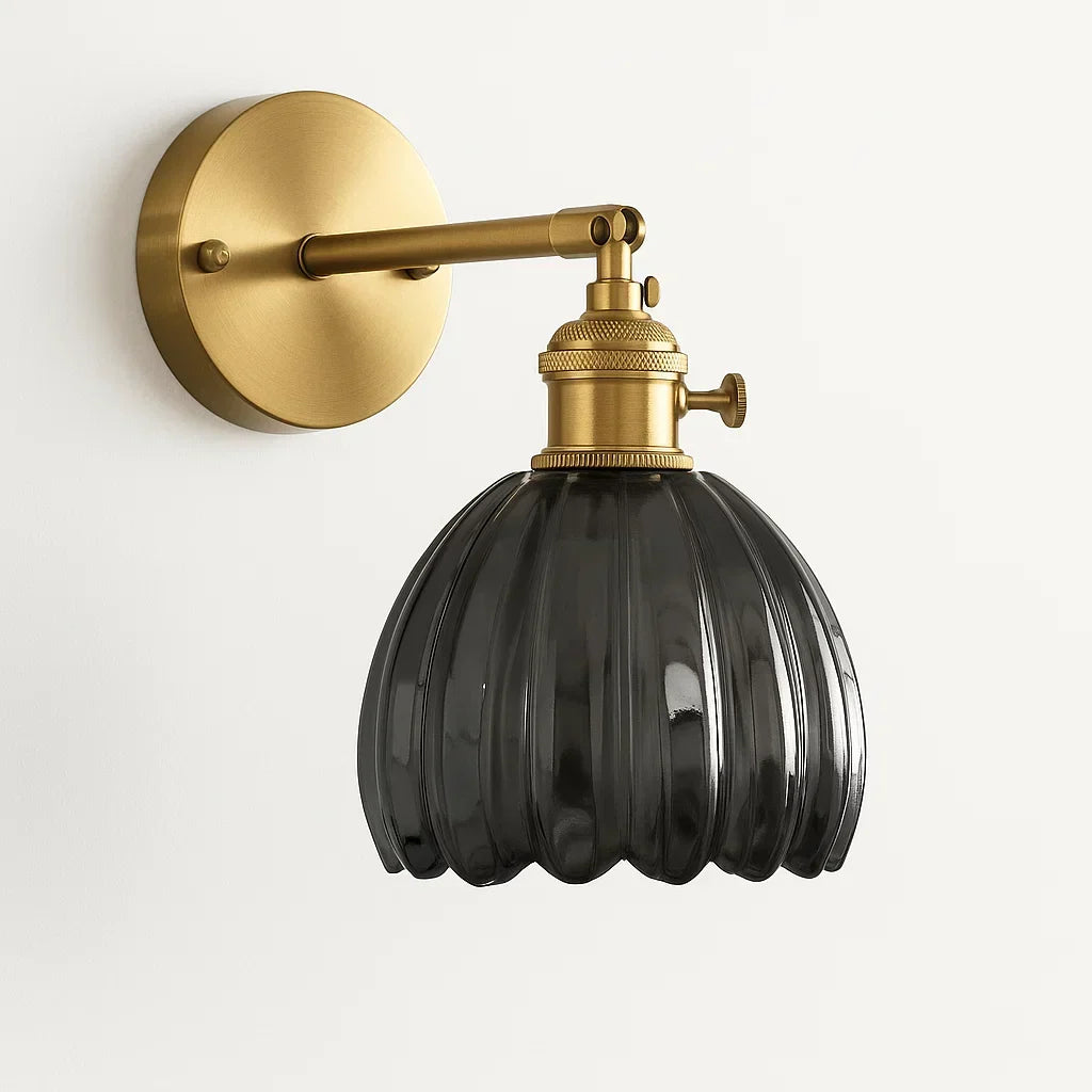 Vintage Wandleuchte mit Blütendesign – E27 Glasleuchte im Retro-Stil