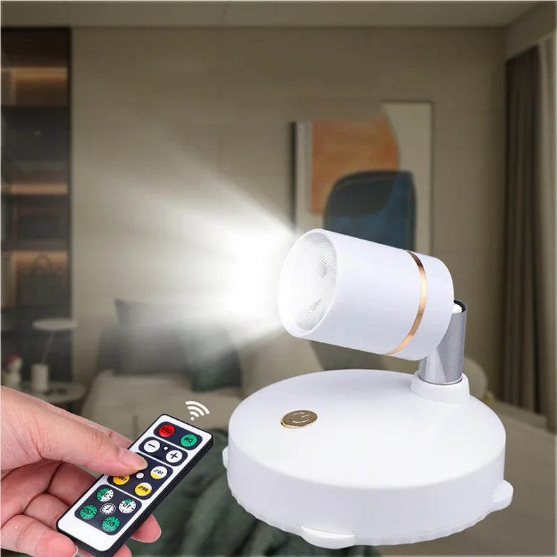 Kabelloser LED-Strahler mit Dimmfunktion und Fernbedienung