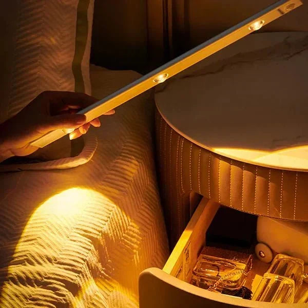 Kabellose LED-Leuchte mit Bewegungssensor und 3 Lichtfarben
