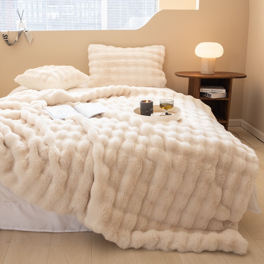 Gewichtsdecke mit Kunstfell und Chunky Knit Design