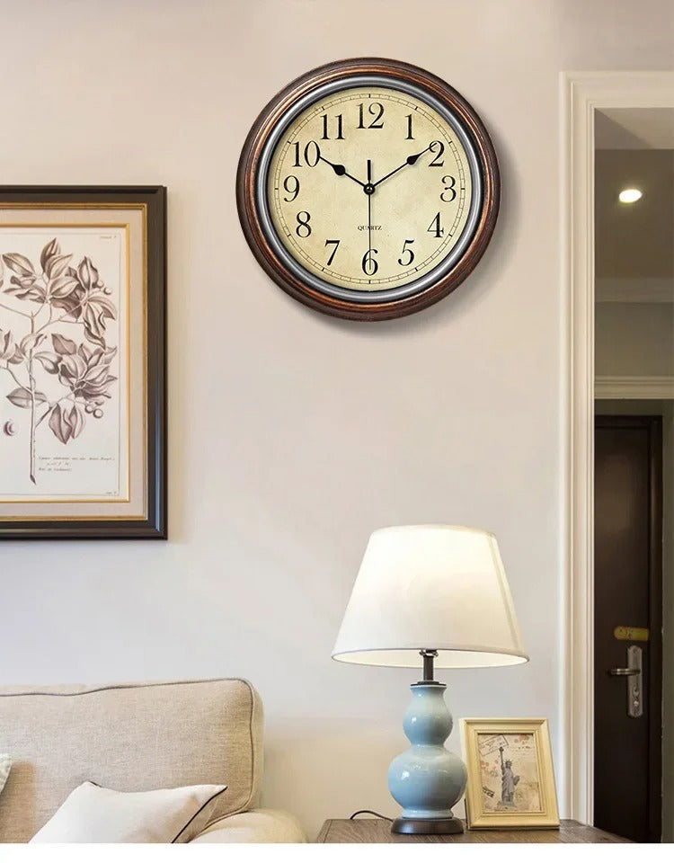 Holz Wanduhr 30 cm – klassische geräuschlose Uhr für jeden Raum