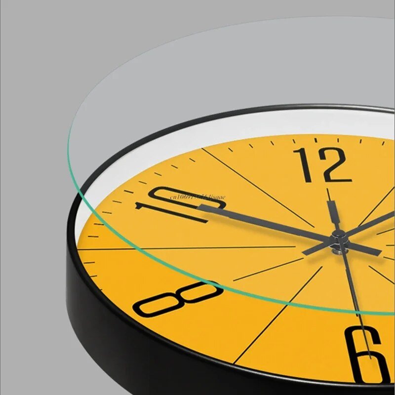 Wanduhr Skandinavisches Design – lautlos, schwarz-weiß, modern