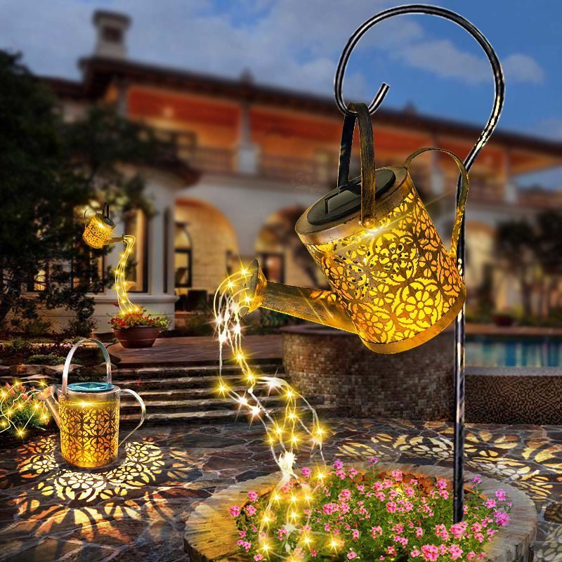 Solar Gießkannenlicht mit Wasserfall-Lichteffekt für den Garten