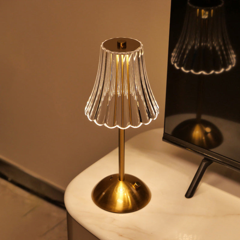 Kabellose Tischlampe mit Touch-Dimmer und Akku im Retro-Design