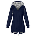 Damen Outdoor Jacke mit Kapuze – wasserdicht und winddicht